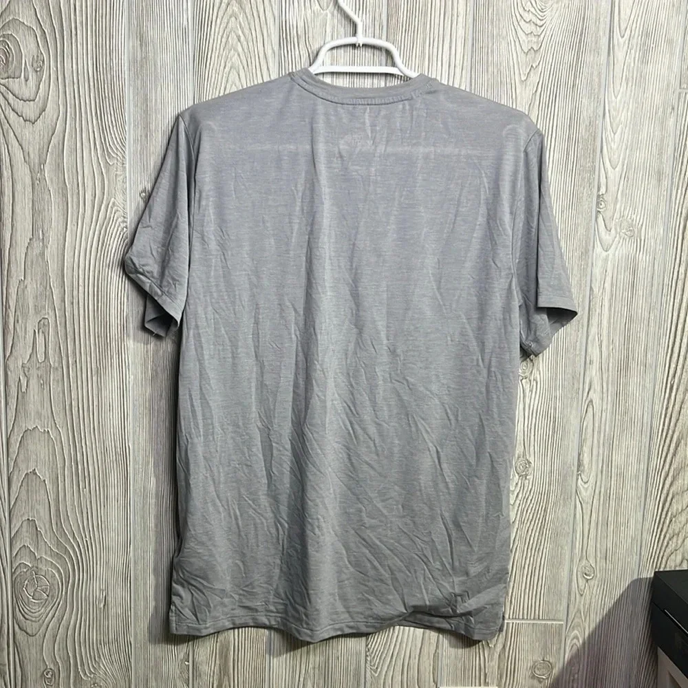 Men's Northface Lightweight Gray Tee Shirt Size Small